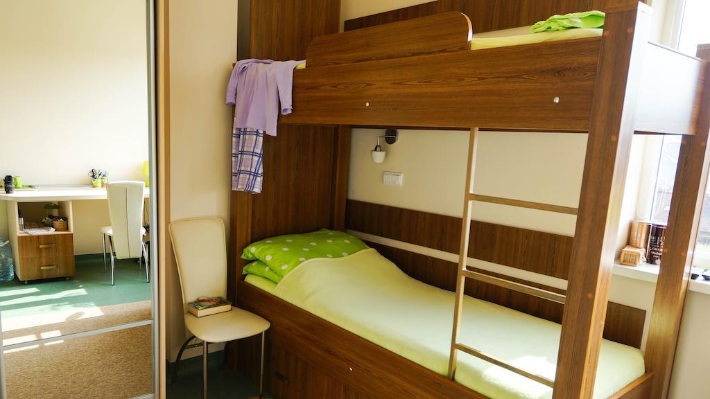 City Hostel Panorama Oezjhorod Kamer foto