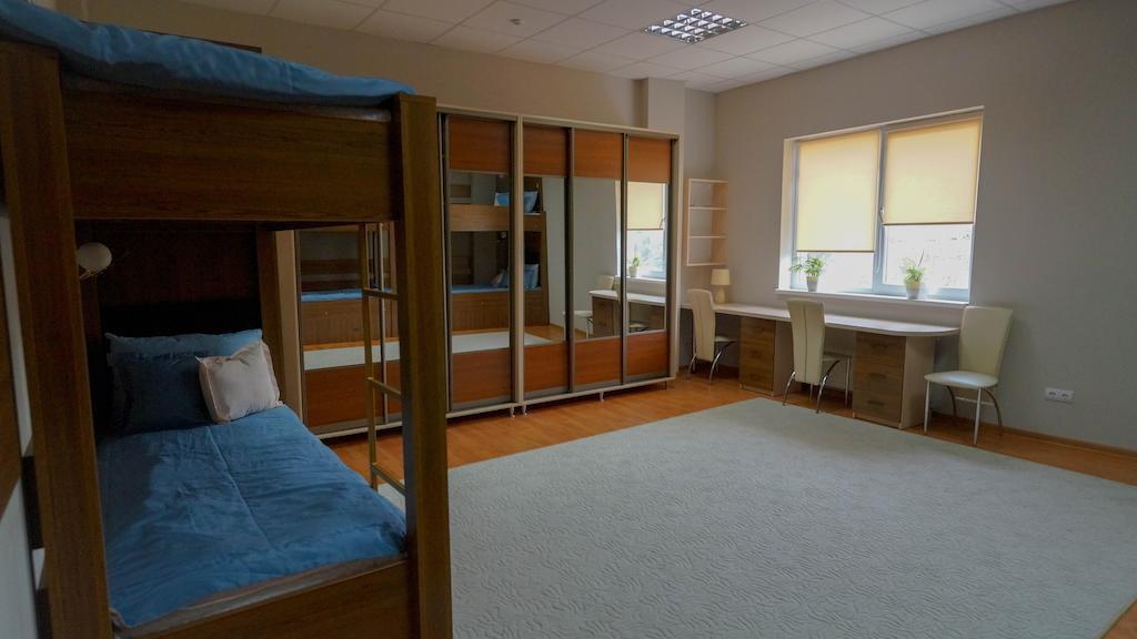 City Hostel Panorama Oezjhorod Kamer foto